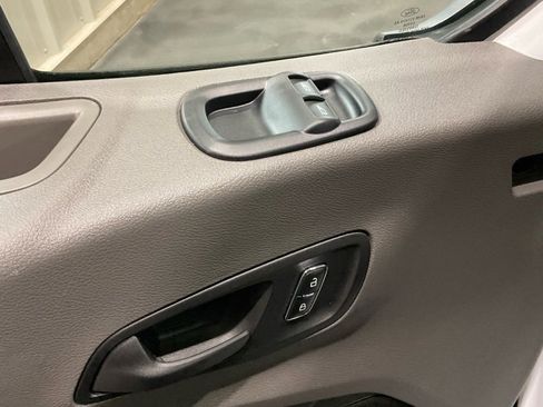 Used 2026 Ford Transit 250 Low Roof image 7