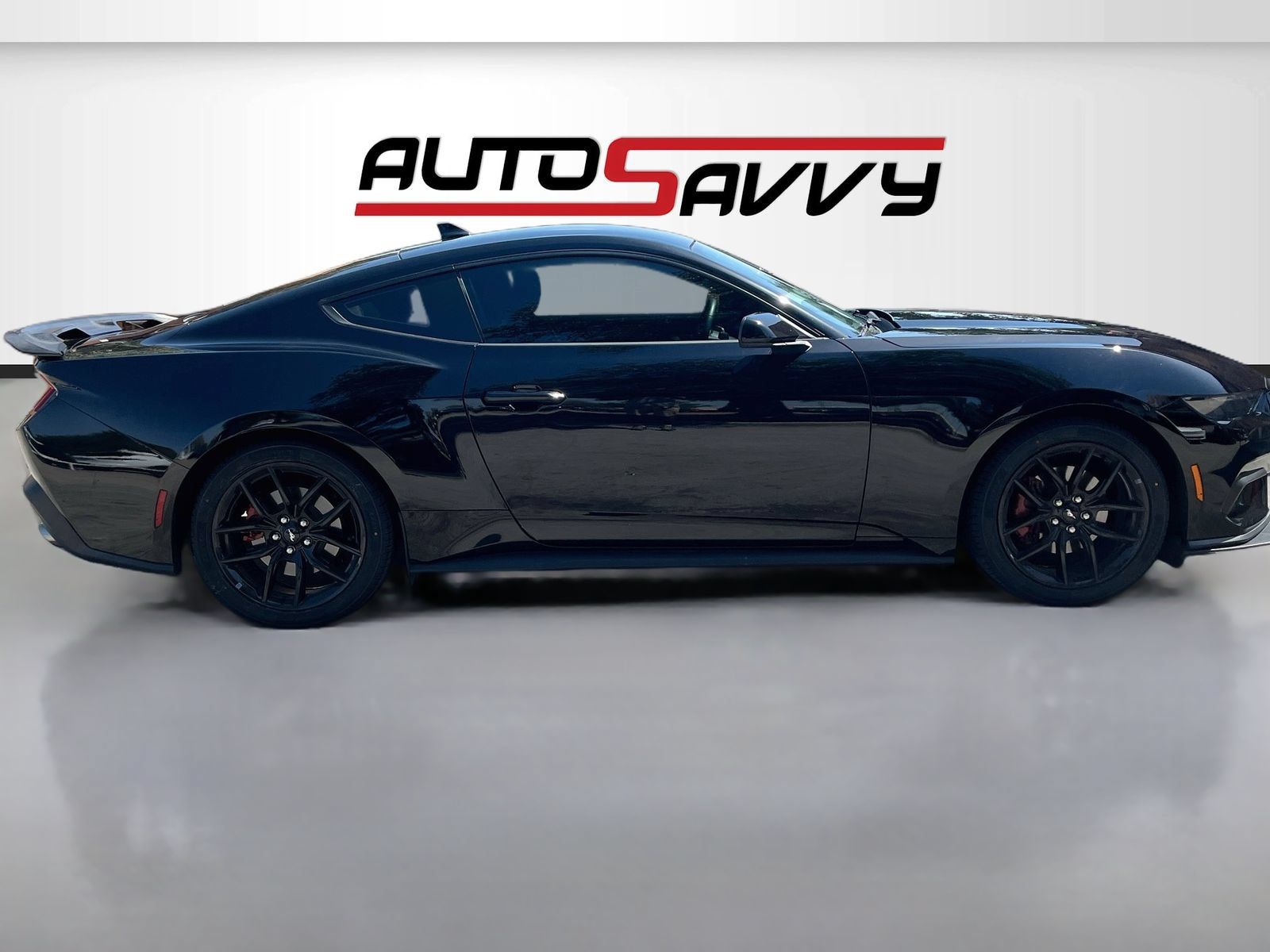 Used 2024 Ford Mustang Coupe RWD image 8