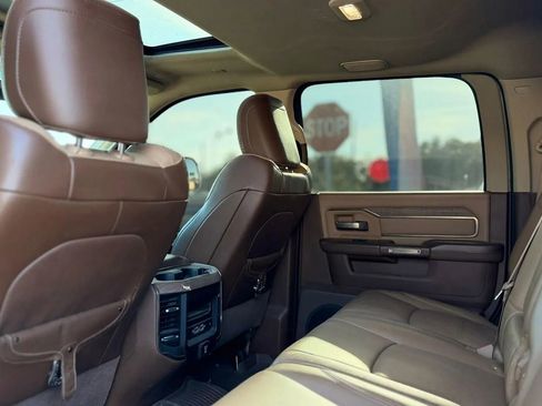 Used 2022 RAM 3500 Limited AWD/4WD image 26