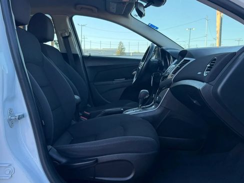 Used 2013 Chevrolet Cruze LT FWD image 14