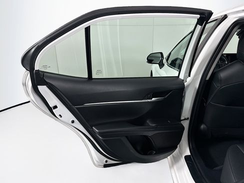 Used 2023 Toyota Camry SE image 24