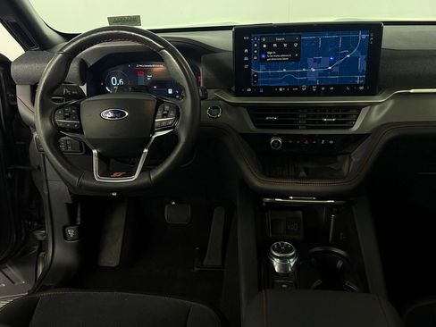 Used 2025 Ford Explorer ST w/ Sun And Sound Package AWD/4WD image 16