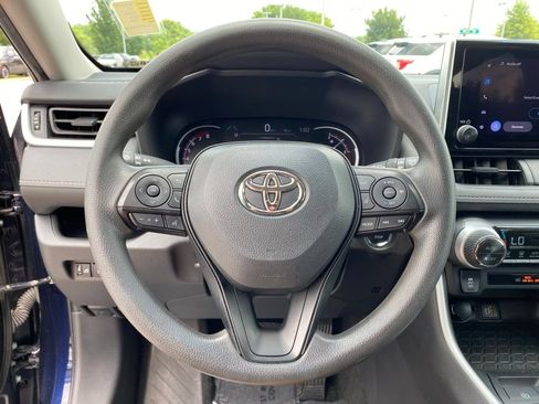 Used 2024 Toyota RAV4 XLE FWD image 13