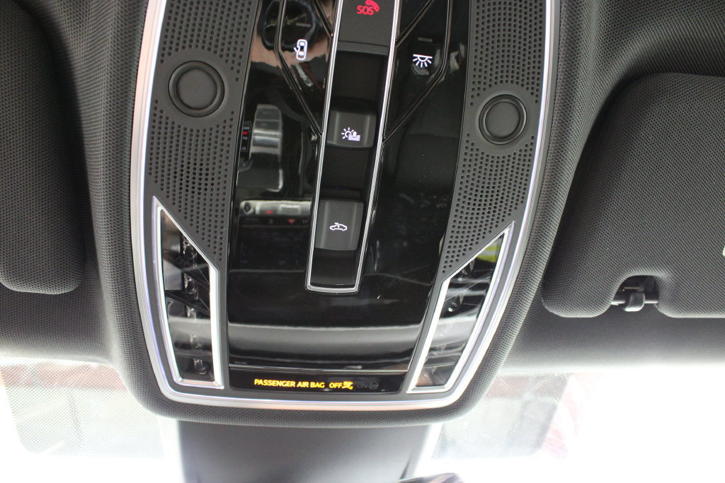 New 2026 Audi A8 L 3.0T AWD/4WD image 29