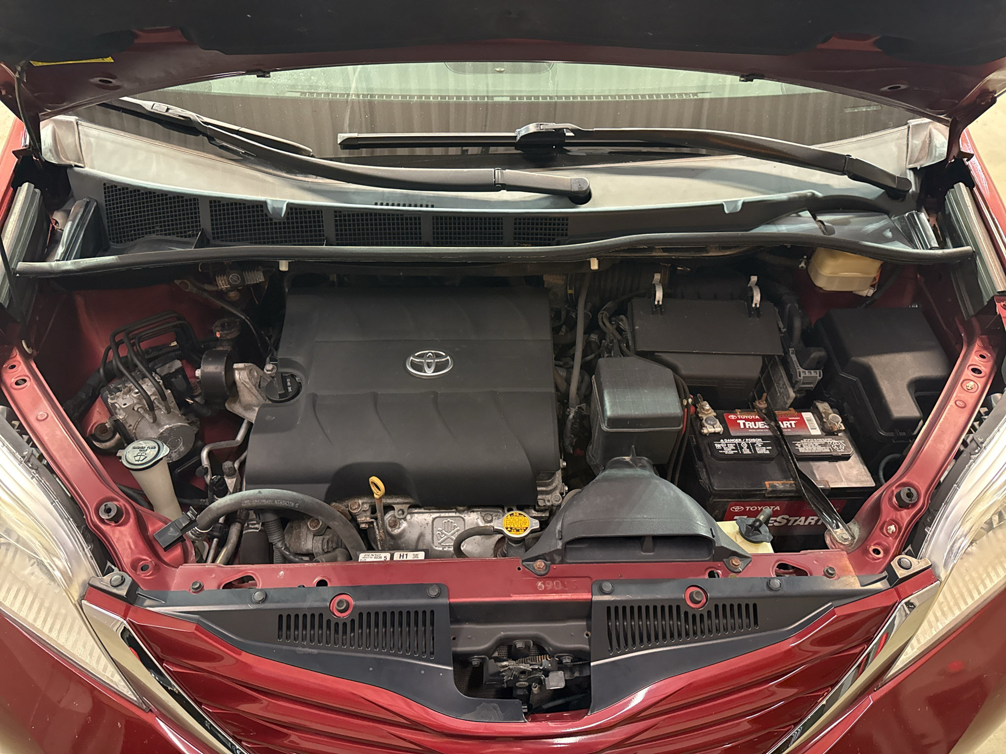 Used 2015 Toyota Sienna LE FWD image 31