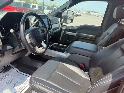 Used 2022 Ford F250 Lariat w/ Lariat Ultimate Package AWD/4WD image 16