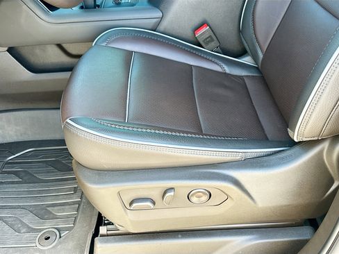 Used 2025 GMC Sierra 1500 Denali image 19