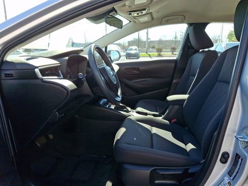 Used 2024 Toyota Corolla LE w/ LE Convenience Package image 13