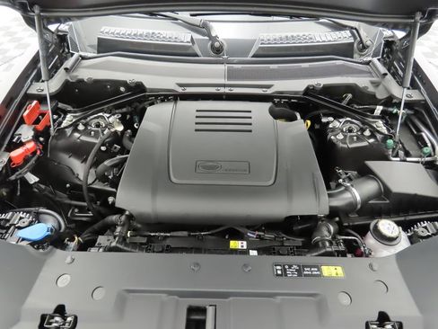 Used 2026 Land Rover Defender 110 S AWD/4WD image 29