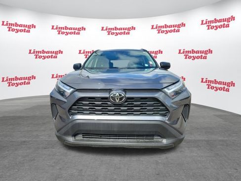 Used 2025 Toyota RAV4 LE AWD/4WD image 20