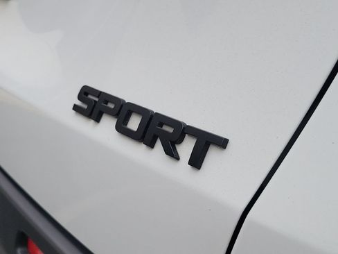 Used 2024 Honda HR-V Sport image 9