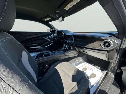 Used 2017 Chevrolet Camaro LT image 15