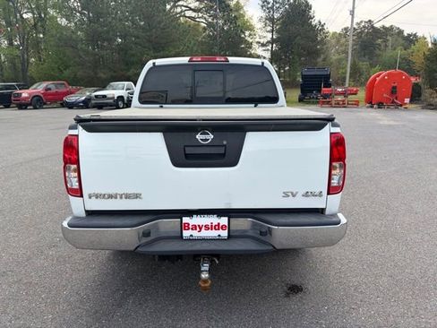 Used 2017 Nissan Frontier SV AWD/4WD image 17