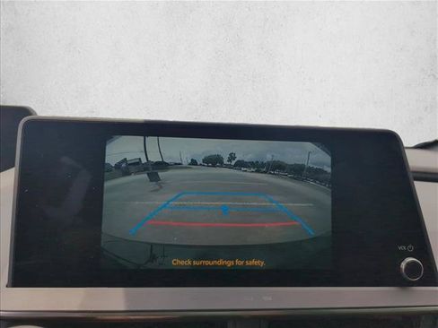 New 2026 Toyota Prius Plug-In Hybrid FWD image 20