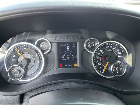 Used 2021 RAM 3500 Tradesman w/ Chrome Appearance Group AWD/4WD image 15