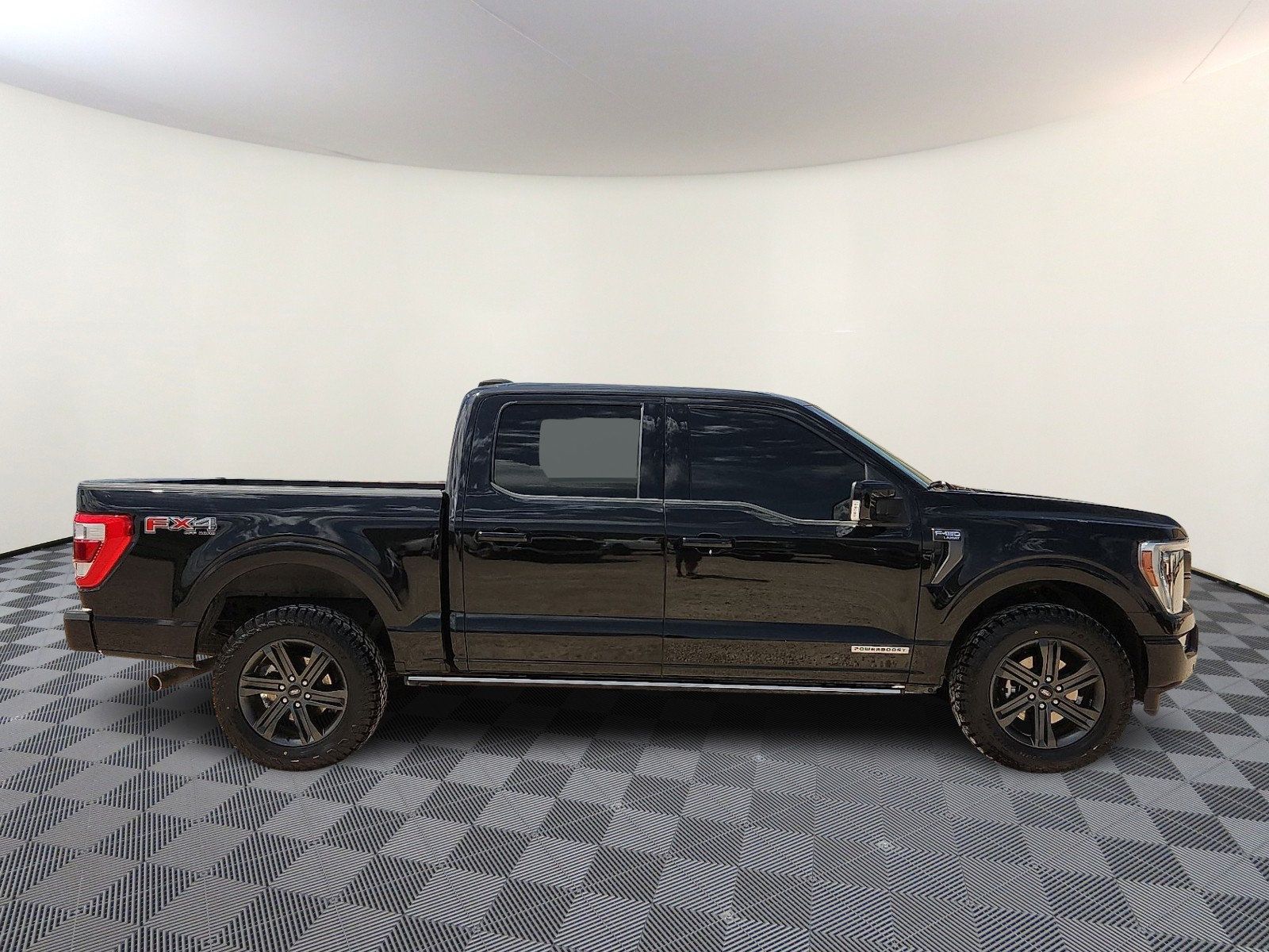 Used 2023 Ford F150 Lariat w/ Equipment Group 502A High AWD/4WD image 5