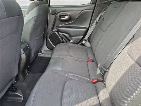 Used 2023 Jeep Renegade Latitude w/ Sun/Sound Group AWD/4WD image 24