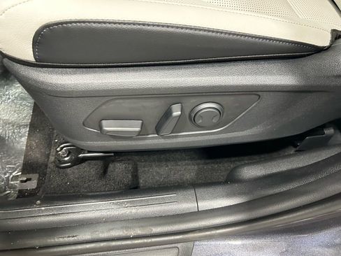 New 2026 Kia Sportage EX w/ EX Panorama Roof Package image 9