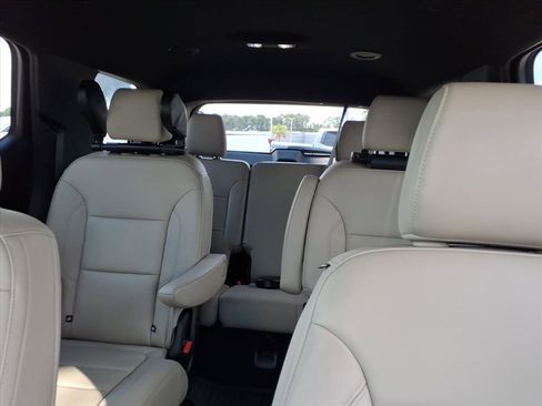 Certified 2023 Chevrolet Traverse LT w/ LT Premium Package image 15