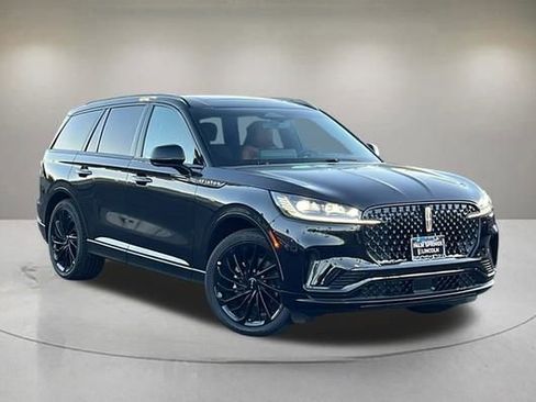 New 2025 Lincoln Aviator Reserve w/ Luxury Package image 1