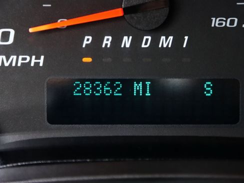 Used 2023 GMC Savana 2500 w/ Driver Convenience Package RWD image 10