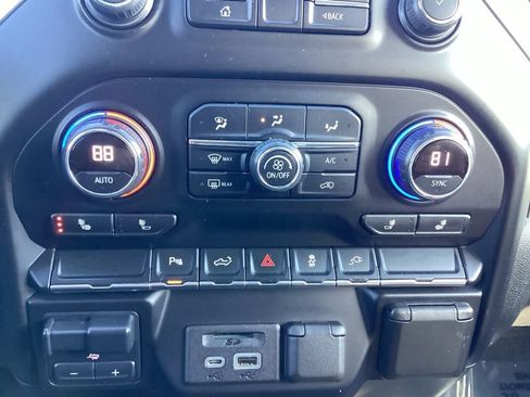 Used 2020 Chevrolet Silverado 2500 LT w/ All Star Edition AWD/4WD image 18