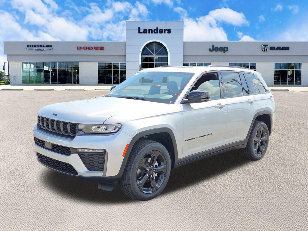 New 2026 Jeep Grand Cherokee Limited w/ Limited Altitude Package RWD image 5