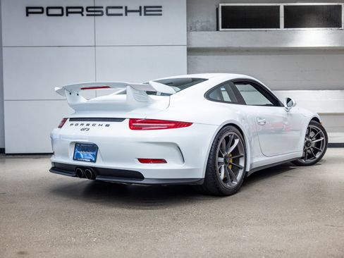 Used 2014 Porsche 911 GT3 w/ Sound Package Plus RWD image 8