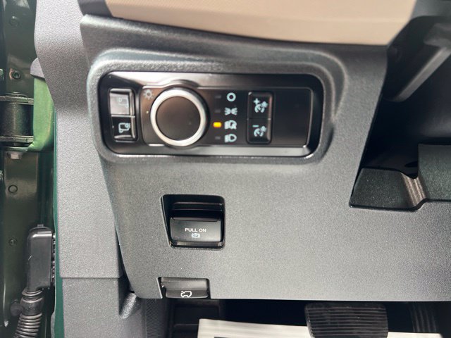 Used 2024 Ford Bronco Wildtrak AWD/4WD image 23