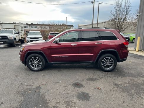 Used 2018 Jeep Grand Cherokee Limited image 7