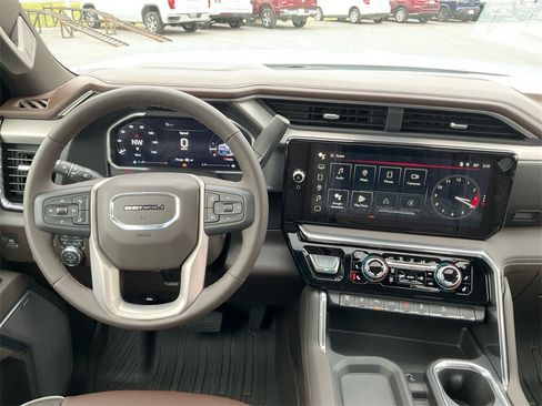 New 2026 GMC Sierra 2500 Denali w/ Denali Reserve Package image 16