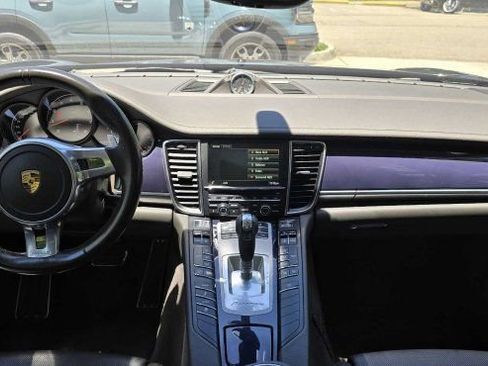 Used 2016 Porsche Panamera 4 AWD/4WD image 14