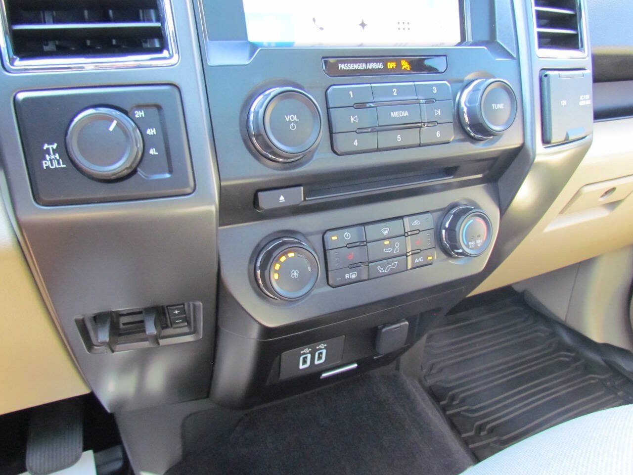 Used 2018 Ford F150 XLT w/ Equipment Group 302A Luxury AWD/4WD image 20