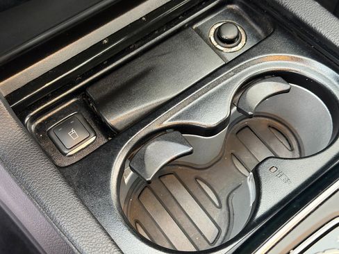 Used 2019 Mercedes-Benz GLE 400 4MATIC image 29