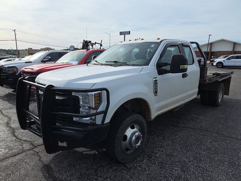 Used 2019 Ford F350 XL w/ XL Value Package AWD/4WD image 3