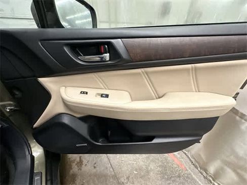 Used 2019 Subaru Outback 3.6R Limited image 22
