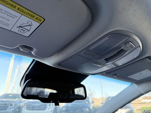 Used 2022 Hyundai Kona SEL w/ Convenience Package image 21