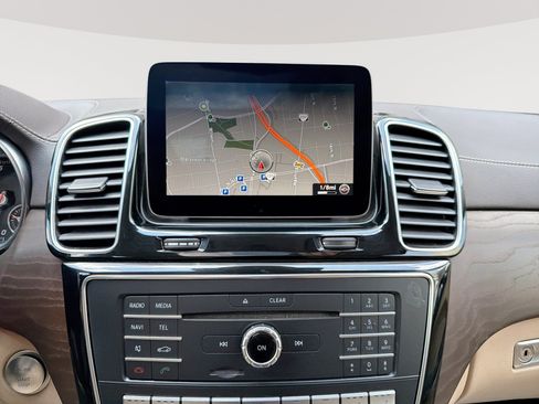 Used 2017 Mercedes-Benz GLS 550 4MATIC image 20