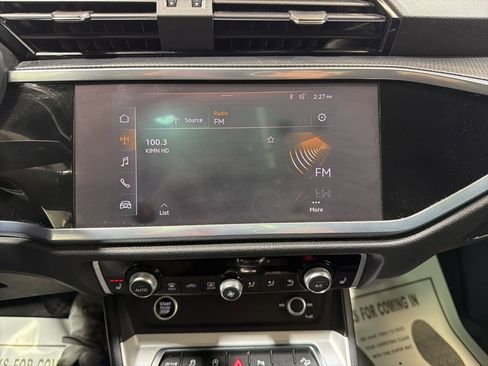 Used 2021 Audi Q3 2.0T Premium image 28