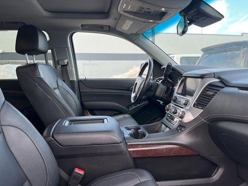 Used 2020 GMC Yukon SLT image 5