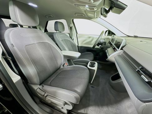 Used 2024 Hyundai Ioniq 5 SEL image 31