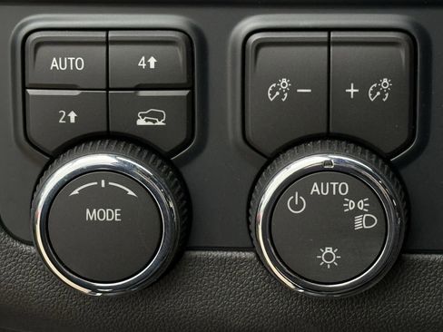 New 2026 Chevrolet Tahoe LS image 19