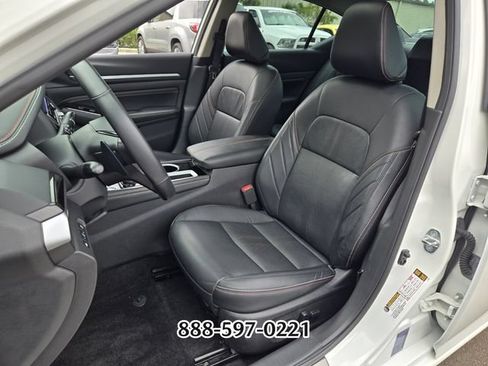 Used 2023 Nissan Altima 2.5 SR w/ SR Premium Package FWD image 9