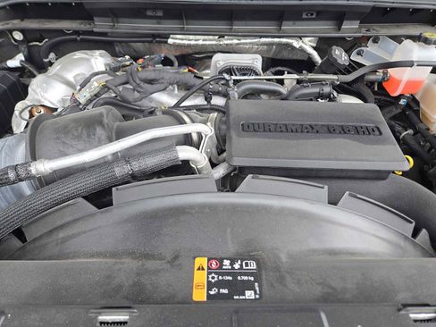 Certified 2024 Chevrolet Silverado 2500 LTZ w/ LTZ Convenience Package image 29