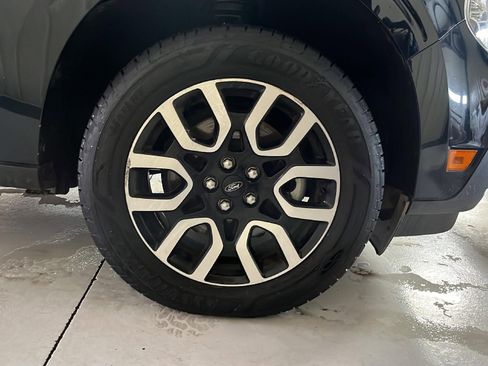 Used 2022 Ford Maverick Lariat w/ Lariat Luxury Package image 24