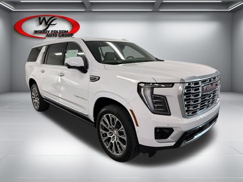 New 2026 GMC Yukon XL Denali w/ Sun & Power Step Package RWD image 3