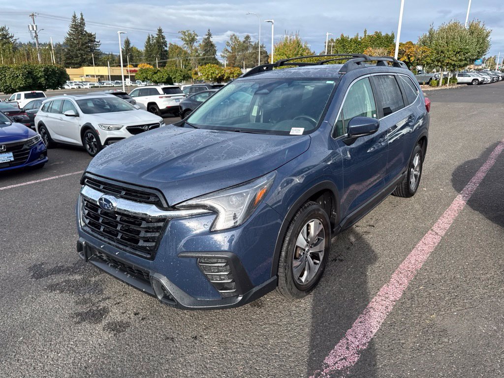 Used 2024 Subaru Ascent Premium w/ Convenience Package AWD/4WD image 3