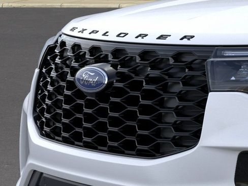 New 2026 Ford Explorer ST-Line w/ Premium Package RWD image 17