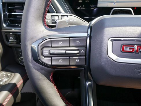 New 2026 GMC Yukon AT4 Ultimate AWD/4WD image 28