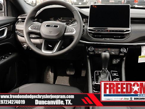 New 2026 Jeep Compass Latitude AWD/4WD image 17